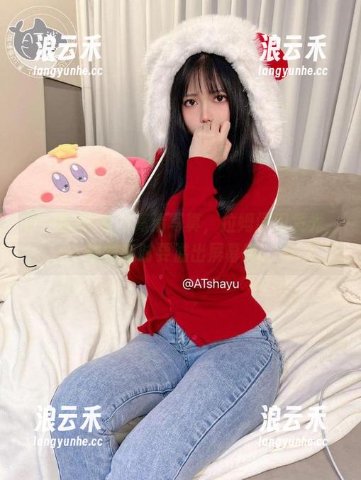 又一组AT鲨的高清写真，拉姆闪闪发光，感觉随时要溢出屏幕啊。