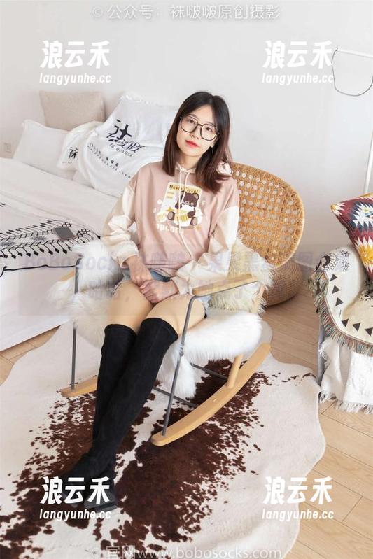 BoBoSocks袜啵啵 - 果果黑丝美图合集，哈哈，默默为她点了个赞。