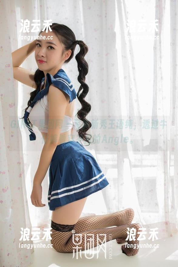GIRLT果团网 - 写真新秀王语纯，透过牛仔裤看穿岁月的Angle。