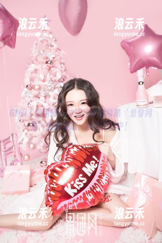 GIRLT果团网 - 钟紫怡带你领略‘爱穿网袜’的新姿态，套图更新中！