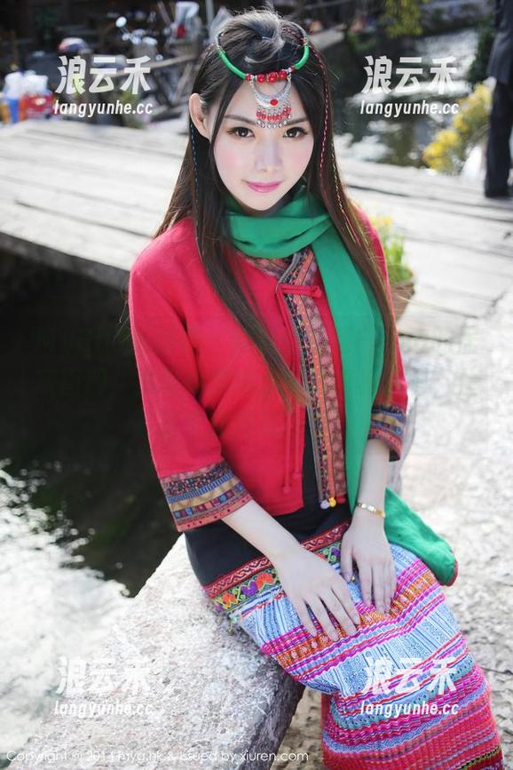 MyGirl美媛馆-伊雨蔓Fiona MyGirl美媛馆 - 翻开伊雨蔓Fiona的居家图册,发现她家也太会选家具了吧,住在个室内花园里!