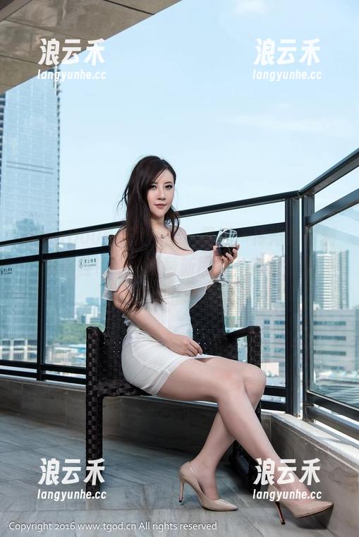 QingDouKe青豆客 - 最后一传婚纱时刻，施忆佳Kitty酱最新图集，有啥值得注意的？