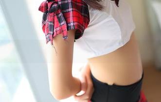 在线追溯ROSI女友的点滴，图集中随处可见的默契感！