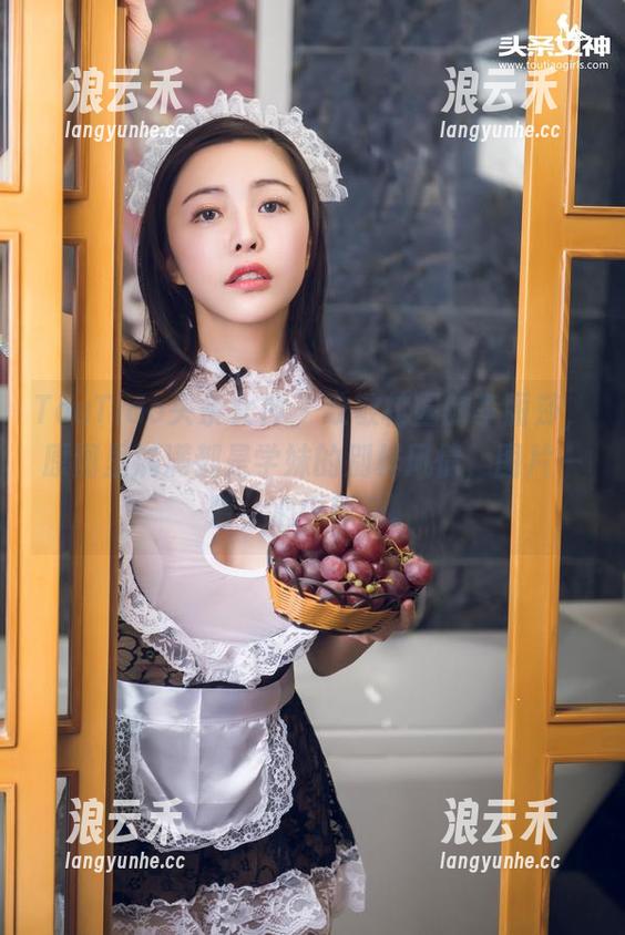 TouTiao头条女神-李丽莎 TouTiao头条女神 - 致敬校园的李丽莎,原图里满满都是学妹的别样风情,图片一瞥,心中悸动。