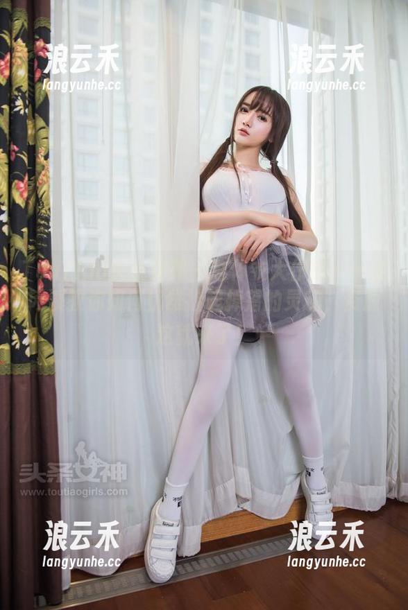 TouTiao头条女神-梁芮溪 TouTiao头条女神 - 连体衣大作战——梁芮溪教你如何优雅捡起掉落的灵魂,资源这就来了!