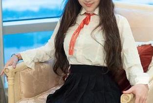 TuiGirl推女郎 – 汉服？西装？郑瑞熙的套装在高清中变得模糊