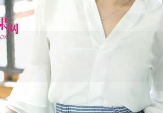 UGirls尤果网 – 郭婉祈的女友们在写真集里，好像在说悄悄话呢！