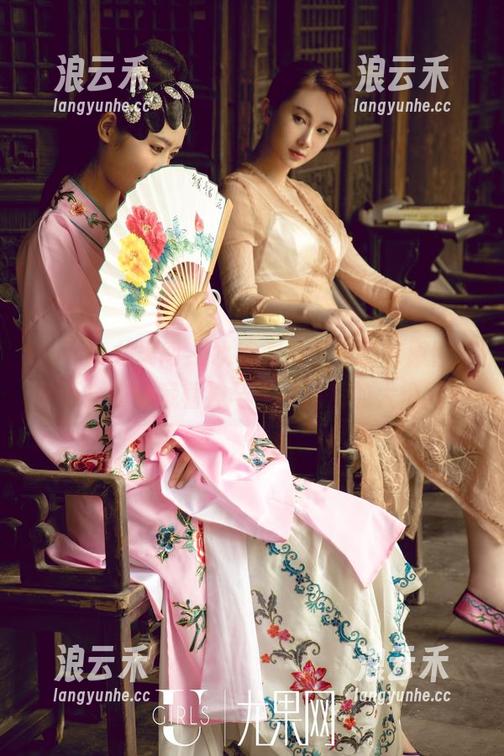 UGirls尤果网-韩恩熙 UGirls尤果网 - 水手服角落里的韩恩熙,会不会偷偷藏着神马免费图片的大惊喜?
