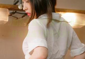 Uhye(이유혜)的办公室但不要叫我上班合集：一秒转身就成了职场风云！