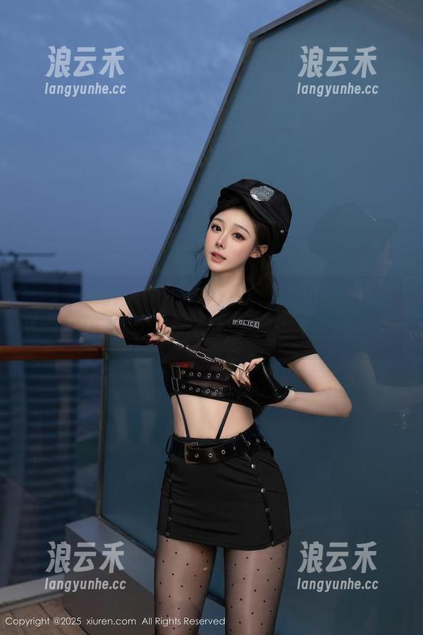 Xiuren秀人网 - Suki_baby的比基尼写真，下载时别忘把眼睛擦干净哦！
