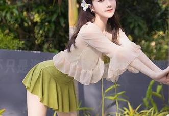 Xiuren秀人网 – 何梦兮Stacy浴缸合集：不只是泡澡，更是脑洞大开的邀请函