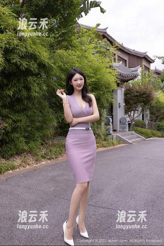 Xiuren秀人网-李可儿 Xiuren秀人网 - 不得了!李可儿带你看双人美图,资源满满,冲呀!