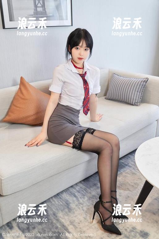 Xiuren秀人网-果果Nikki Xiuren秀人网 - 当果果Nikki遇上甜心私拍,原图每一帧都在说:人生苦短,甜点为主!