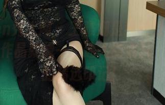 Xiuren秀人网 – 王雅姗是我的制服游戏：完美作品就像一张迷人的名片，专属你的精选印记！