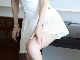 YouMi尤蜜荟 – 海风吹啊吹，这张娜娜子yy的水手服图片更新太出圈了！