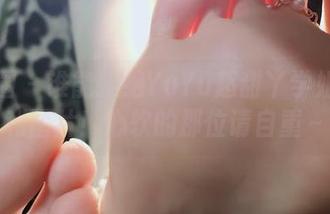 微密圈 – 谁能拒绝YuYu超甜丫学姐的福利图片！心软的那位请自重～