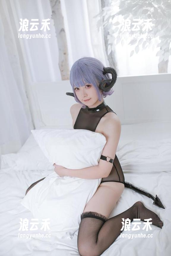 双马尾作品中的asagiriai(爱ちゃん)，是美的波涛汹涌，心震颤了！