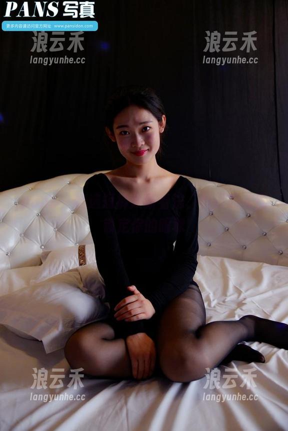 pans - 精选短裤焕新看法，默默的美图锁定你的眼球