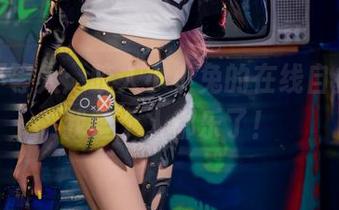 写真不等人：咬人小小兔的在线自拍，让我整个人都乐了！