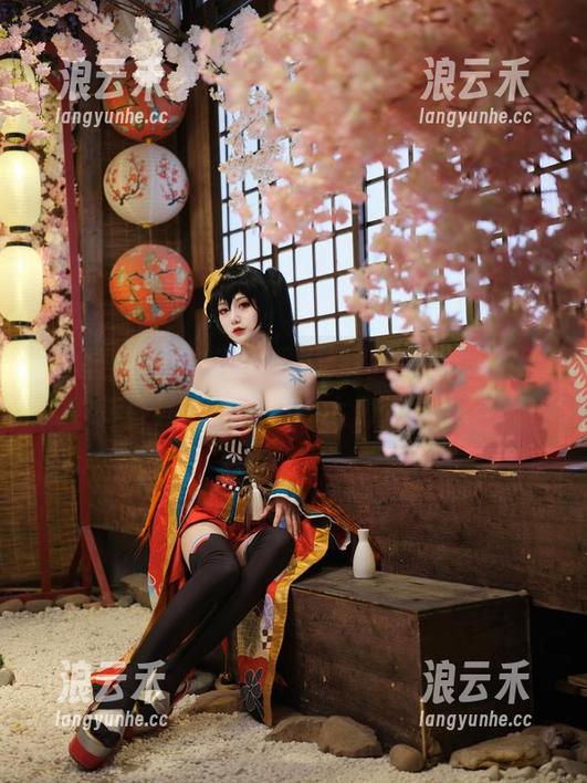 浴室里，大梨子不是御姐到底cos成了哪个传奇角色？作品名太耐人寻味了！
