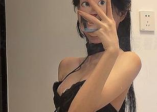 微密圈 – 女刺客的白色比基尼，美图带着清新的杀伤力，太妙了！