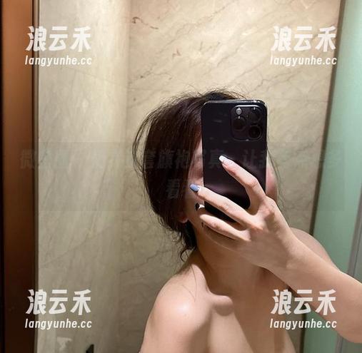 微密圈 - 奶雯这套旗袍写真，让我有点想多看看