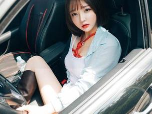 孙乐乐(손예은)的泳池写真：集合水戏与意外的欢乐合集！