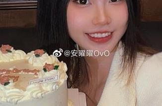 啊，安曜曜这次的豹纹cos追求卓越，原图还原度，碉堡了！