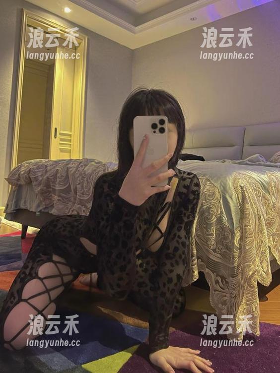 微密圈 - 更新：有图为证，黑蝴蝶宋昱欣，不愧是飞来的妖精。