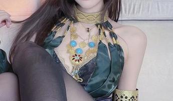 小小奶瓶儿天台旦行，那些cos图包里的小心思你读懂了吗？