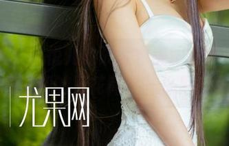 尤果网 – 信悦儿的死库水美图分享，是个充满未知的万花筒——水里有鬼？