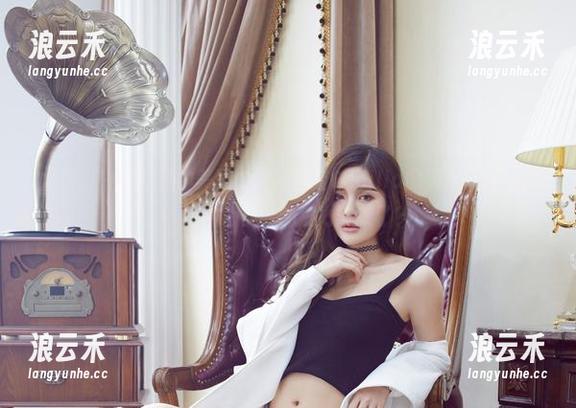 尤物馆-陆萱萱Cecilia 尤物馆 - 无圣光的美图中,陆萱萱Cecilia的美足冉冉升起,不小心被她的魔力俘获了?