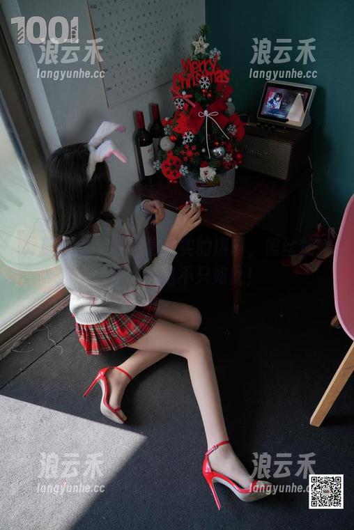 异思趣向 - 分享最真实的琪琪，黑丝加持，长大之路不只如此！