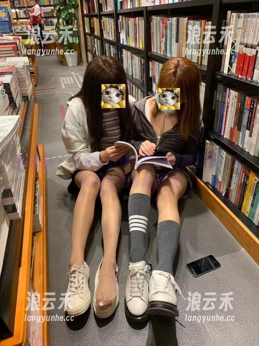微密圈 - 无敌哒小姨妈的微信朋友圈：你没见过的私拍图集