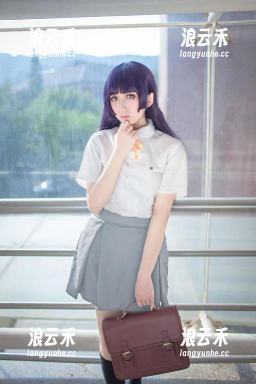 浅野菌子 浅野菌子:短裙写真中的多面鬼才,原图乐趣多多!