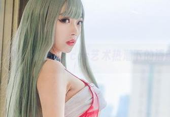 清颜颜子的礼服图集，cos艺术热潮下的清新气息！