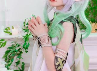 作品集全新上线，爆机少女喵小吉带你漫游在那飘香的玩趣花间！