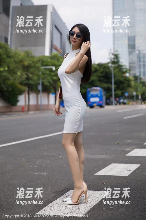 秀人网-娜娜子呀 秀人网 - 在娜娜子呀的红裙中,私房写真竟然没那么简单!