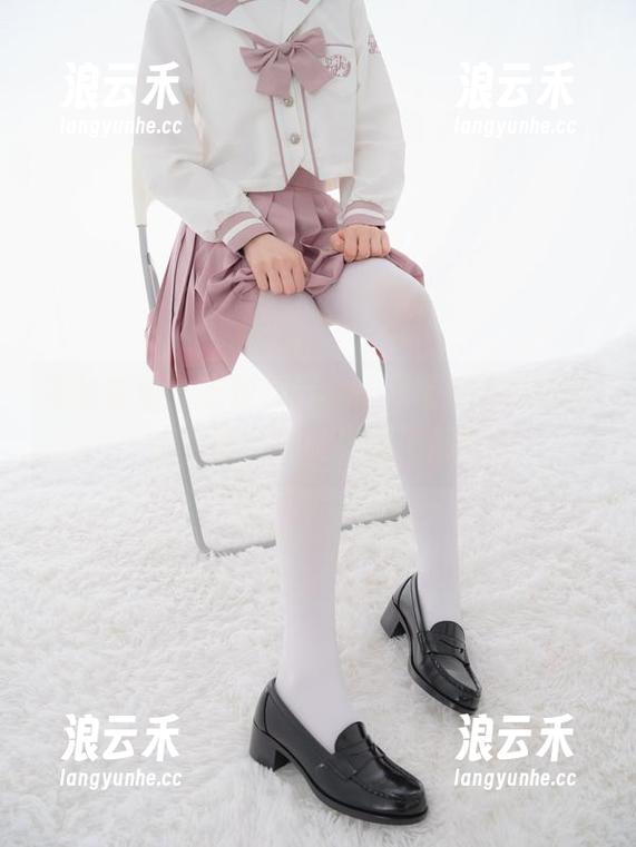 紧急企划 - 忘掉烦恼，一只喵喵梓私房泳衣美图，眼睛爽到飞起！