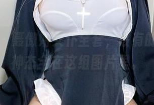 微密圈 – 聂傲娇女仆全套，该有的调子和神态全在这组图片里。