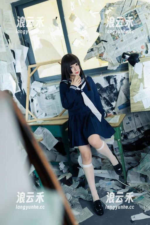 胡桃猫Kurumineko的新“少女万华镜”套图，看完以后我整个人都迷失在图里了，怎么办呢？