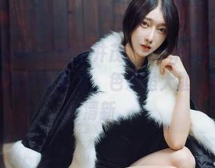 花漾show – 图文并茂，Angela小热巴分享的豹纹写真集，色彩虽大胆，却意外清新。
