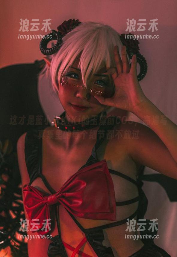 这才是蓝小沂KiKi的玉藻前COS，高清写真集里的每个细节都不放过