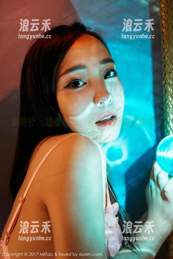 蜜桃社 - 结衣婚纱：简单一张就是壁纸任你做女神！