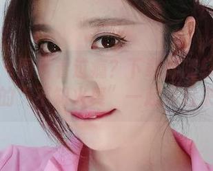 微密圈 – 图片看过瘾？下载伴随轩子巨二兔的“不知火舞”一起嗨起来！