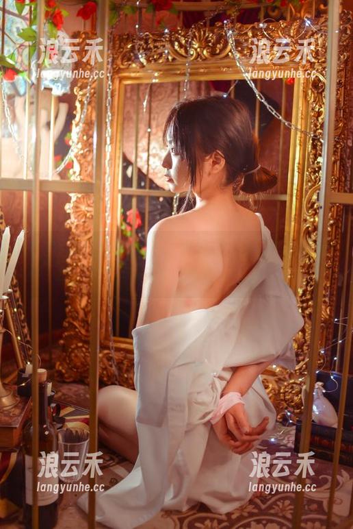 青水百合子带着作品集出发，运动的乐趣藏在哪里？
